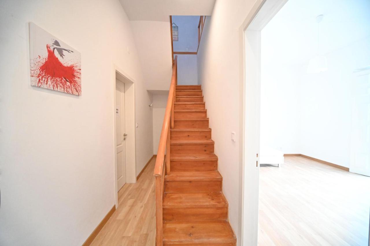 7 Requinte Hostel Lisbon Bagian luar foto